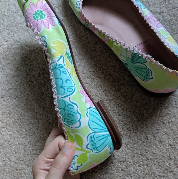 Lilly Pulitzer Flats - Picture 4 of 7